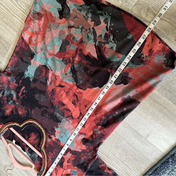 Soft Surroundings Abstract Print Beaded Long Sleeve Top Medium - Picture 9 of 10